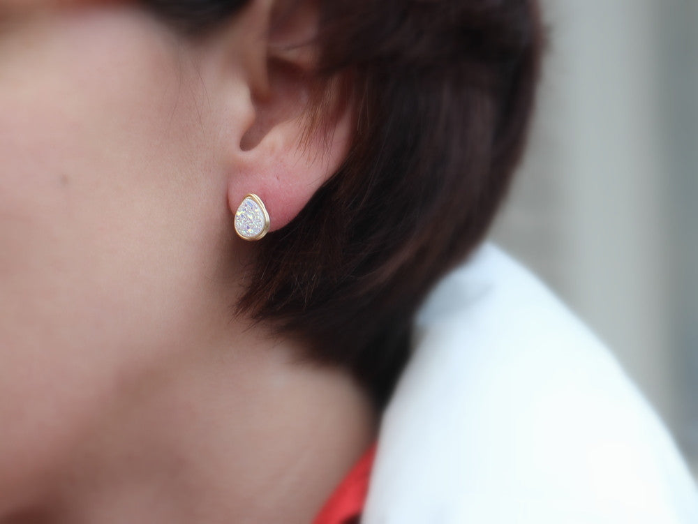 Druzy Teardrop Studs - Confetti Cream