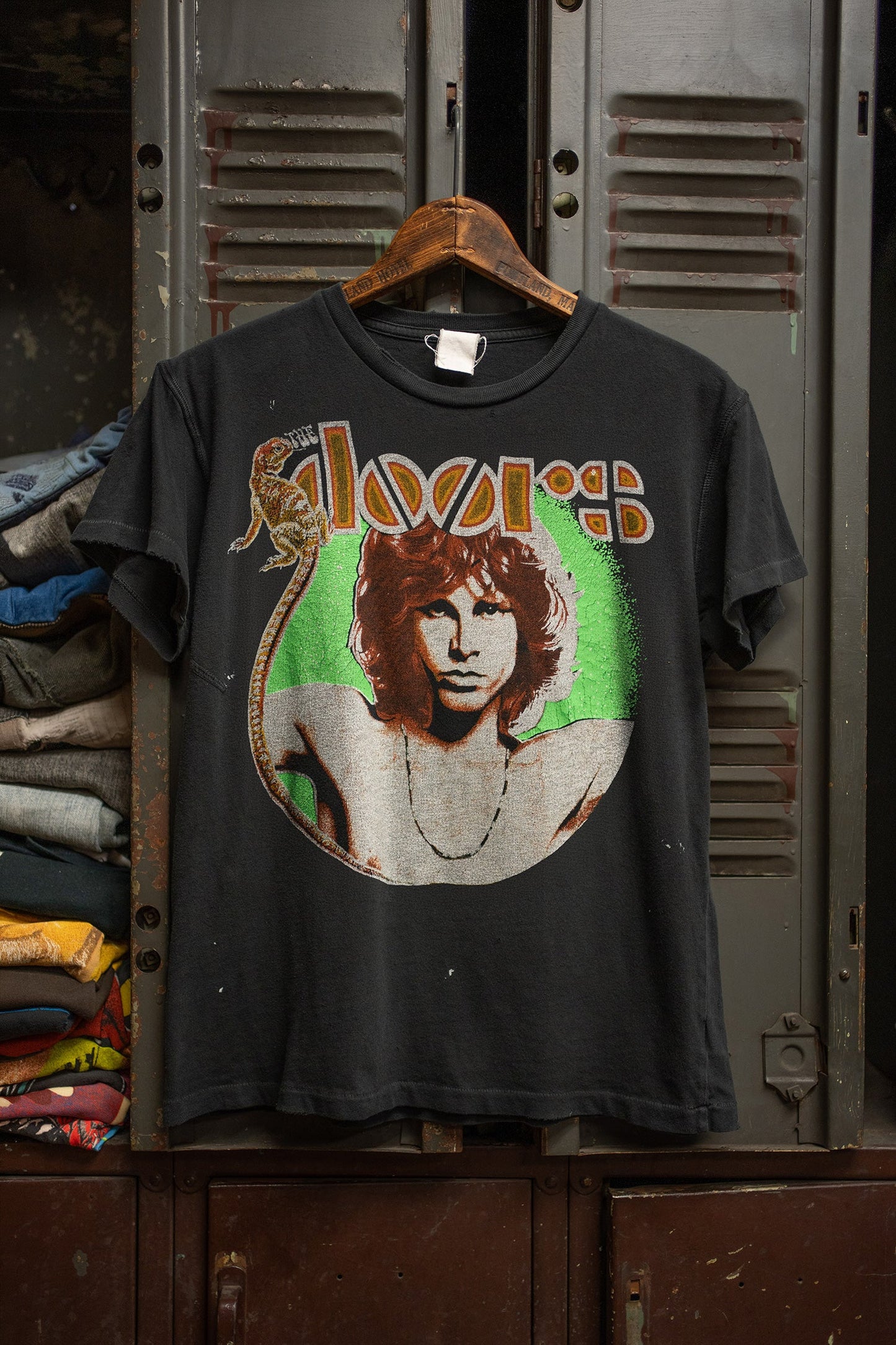 THE DOORS BREAK ON THROUGH